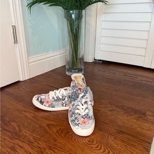Roxy Floral Canvas Shoes with Pink and Black Accents